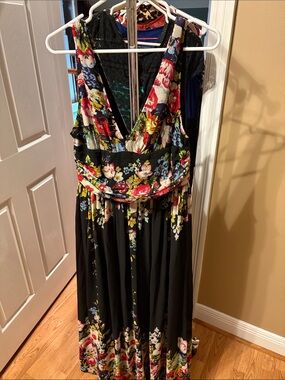 Ever Pretty Black Floral V-Neck Maxi Dress with Multicolor Blooms